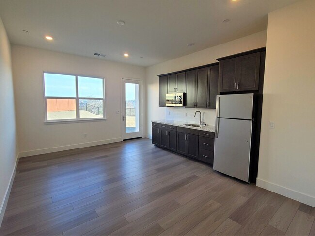 Building Photo - BEAUTIFUL BRAND NEW "NEXT-GEN" HOME W/ SOLAR & SIERRA VIEWS!!