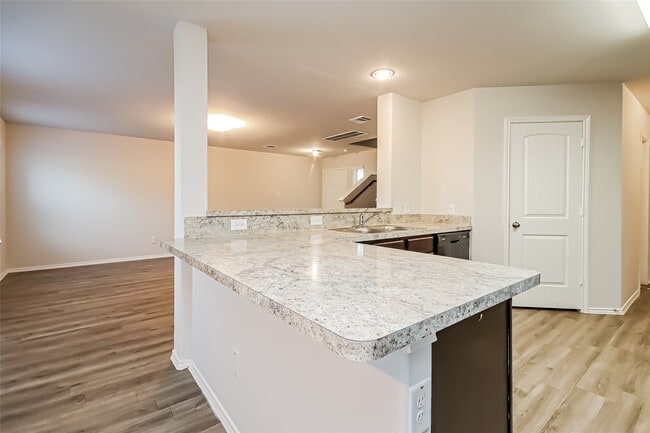 Building Photo - 2751 Madison Ct