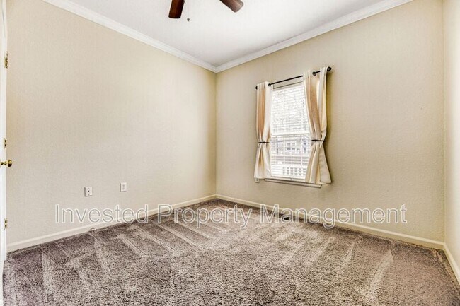 Building Photo - 1500 Wild Cat Mountain Rd