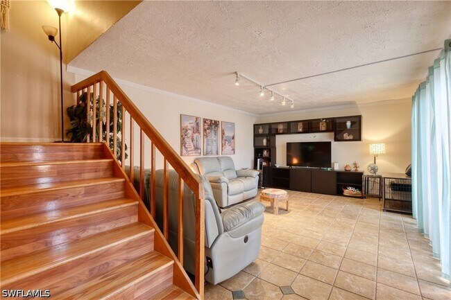Building Photo - 1724 Park Meadows Dr
