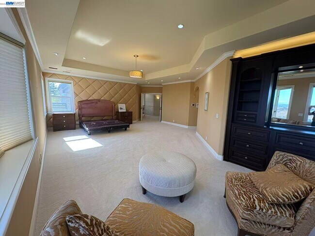 Building Photo - 3511 Country Club Pl
