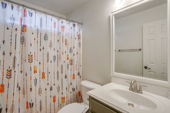 Building Photo - Charming 3 Bed 2 bath with Scenic Views, on quiet cul-de-sac in Cleburne!