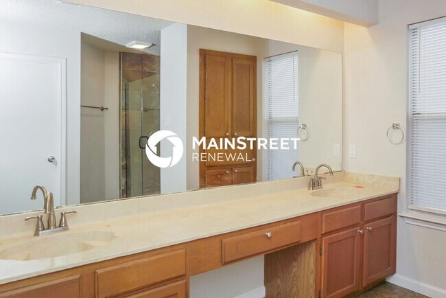 Building Photo - 3 Bedroom Pet-Friendly Home in SAN ANTONIO...