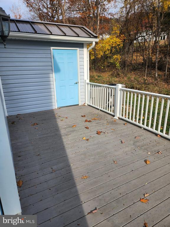 Building Photo - 28 Holler Rd