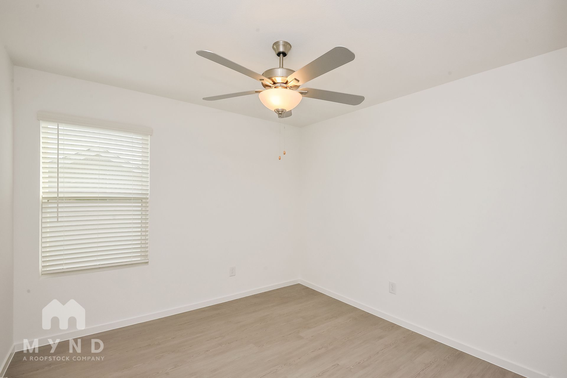 Building Photo - 2716 Mistwood Dr