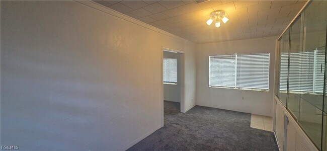 Building Photo - 1662 Houston Dr