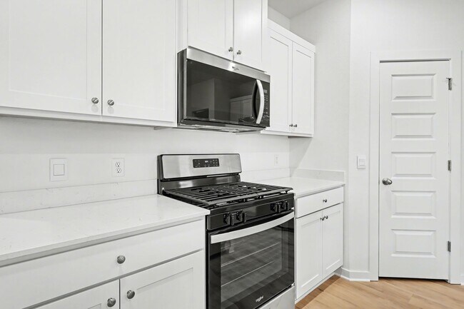 Building Photo - Brand-New 3 Bedroom | 2 Bath Home with Premium Finishes