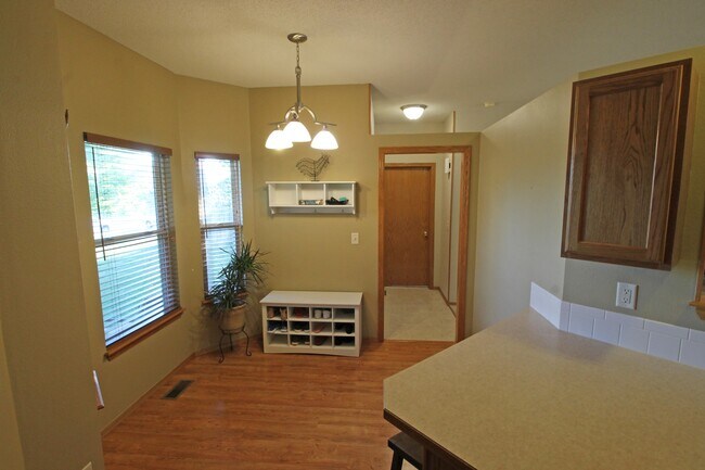 Building Photo - 11907 W Jewell St