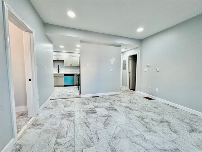 Building Photo - 201 Belmont St