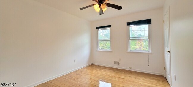 Building Photo - 164 Little Falls Rd