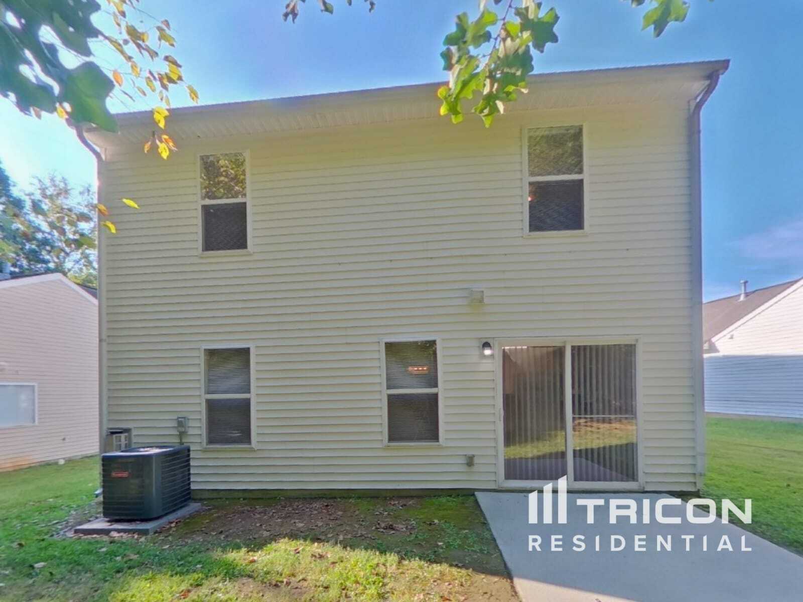 Building Photo - 7029 Sunman Rd