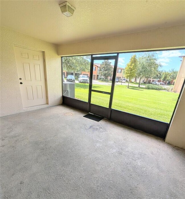 Building Photo - 2516 Oleander Lakes Dr