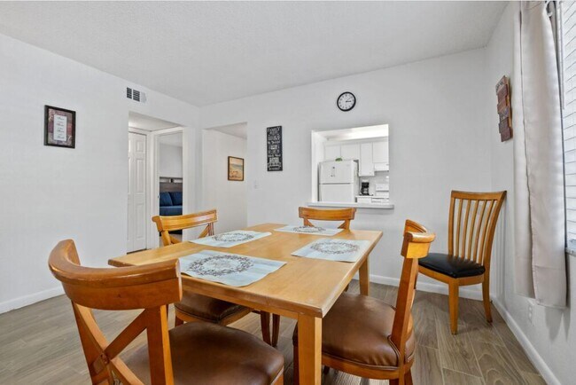 Building Photo - 308 Southwind Ct