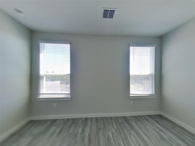 Building Photo - 1732 Mexican Heather Dr