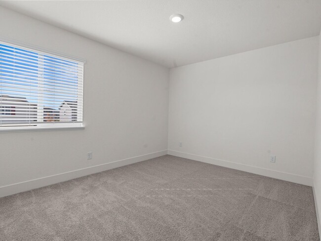 Building Photo - The Magnolia - 4 Bedroom, 2.5 Bath single ...