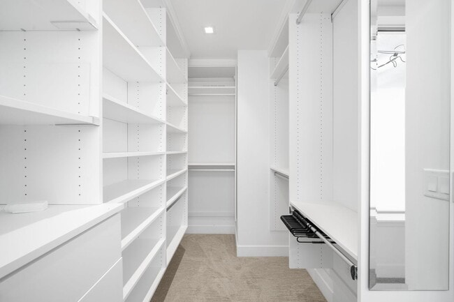 Building Photo - Modern 3BD, 4BA LoHi Townhome with Large Balcony and 2-Car Garage