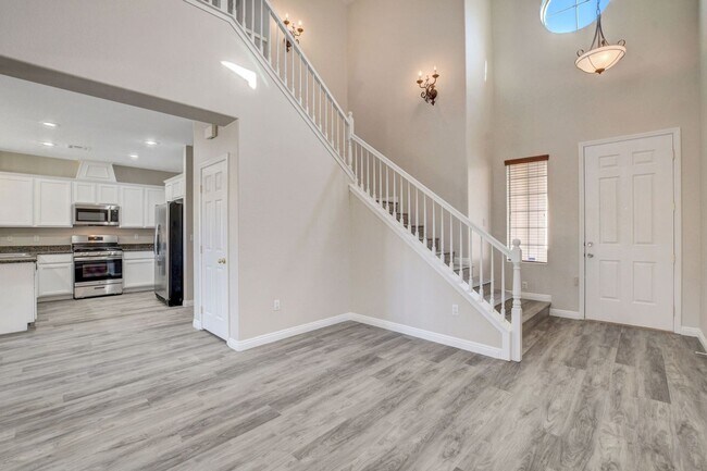 Building Photo - 7465 Poppy Hills Ct