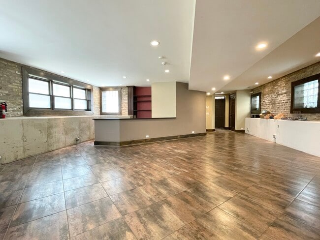 Building Photo - 1633 N Humboldt Blvd