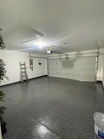 Building Photo - 1801 Brownwood Blvd