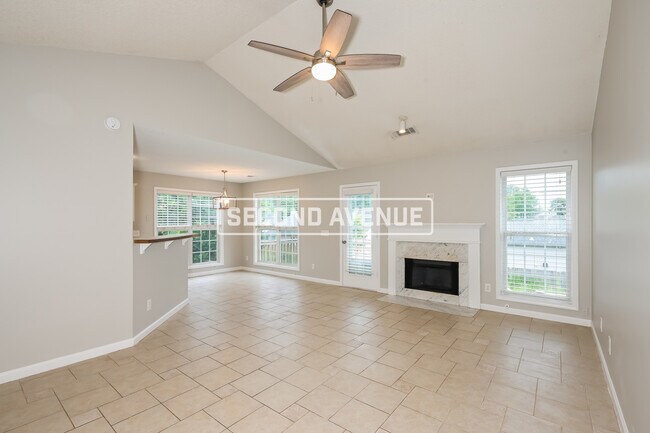Building Photo - 130 Shenandoah Dr