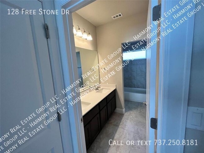 Building Photo - 128 Free Stone Dr