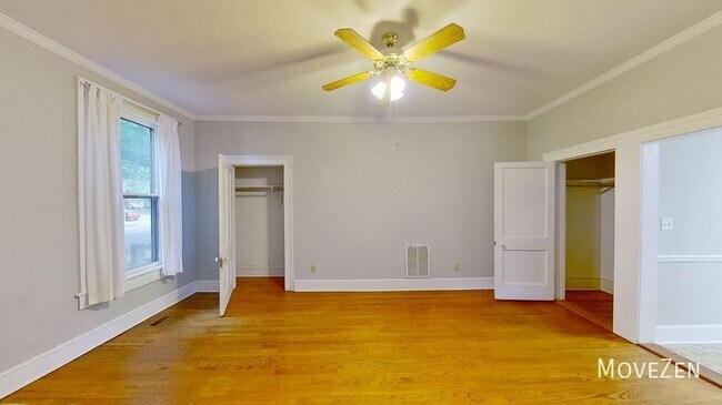 Building Photo - 604 N Blount St