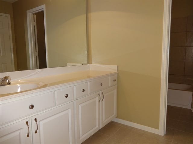 Building Photo - 16727 Foursquare Dr