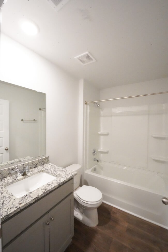 Building Photo - 448 Coconut Dr