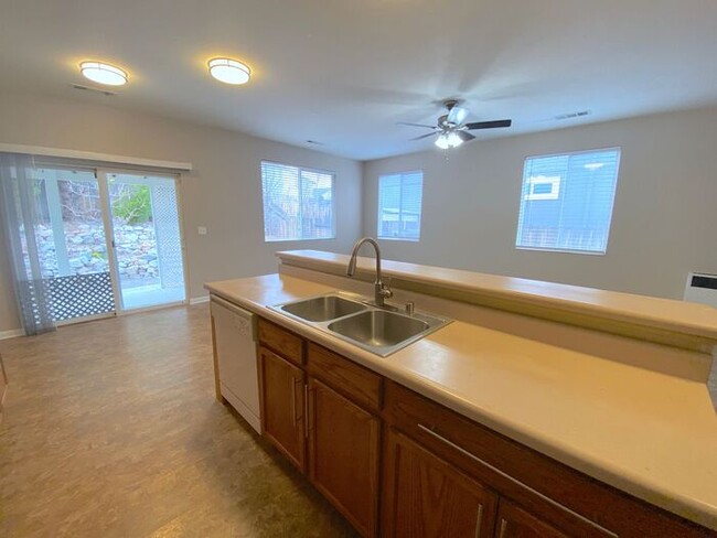 Building Photo - Sky Vista in Stead - Single Story Home wit...