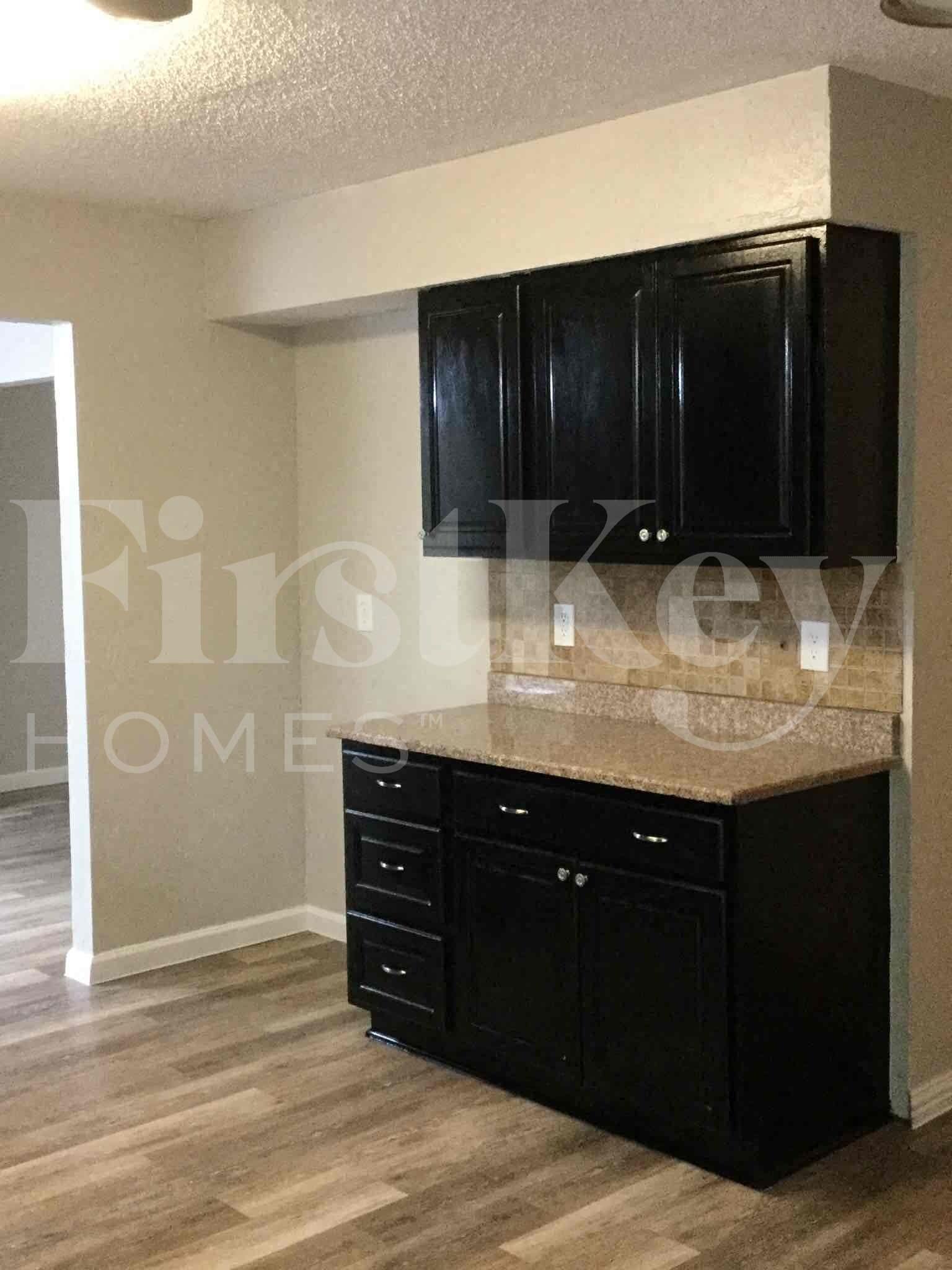 Building Photo - 3900 Brookgate Ct