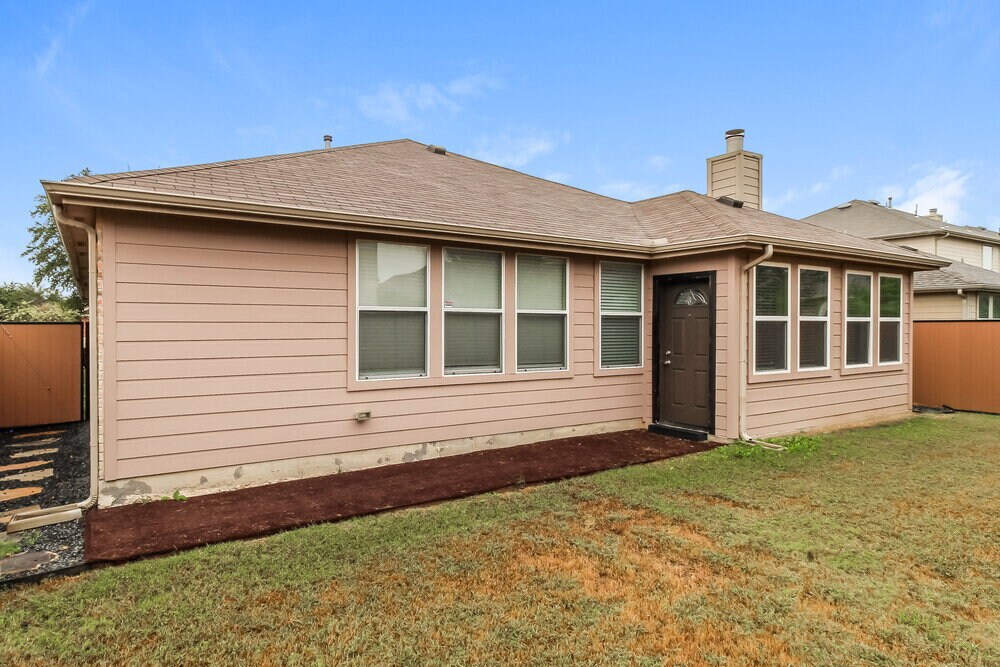 Building Photo - 1509 Nighthawk Dr