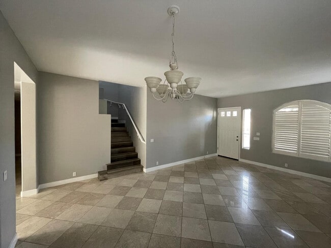 Building Photo - 2225 E Detroit St