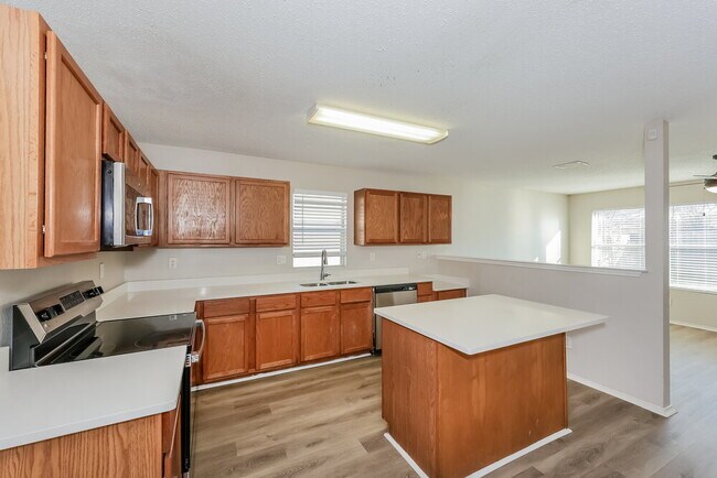 Building Photo - 4229 Gray Fox Dr