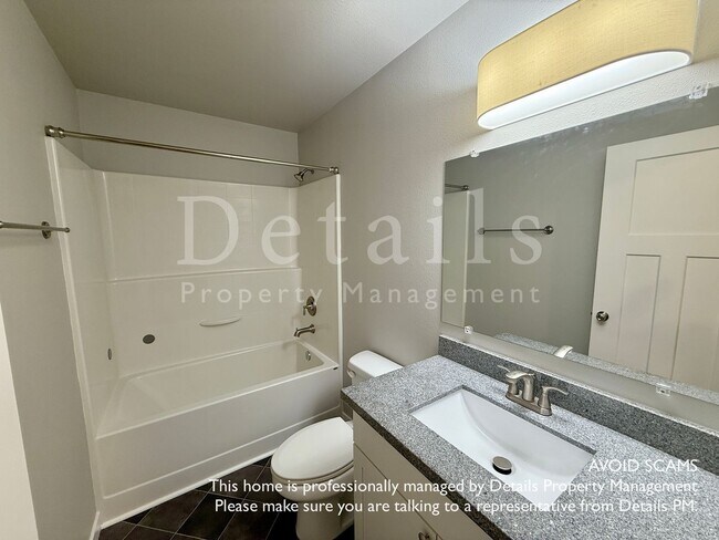 Building Photo - 3 Bedroom Port Orchard Home