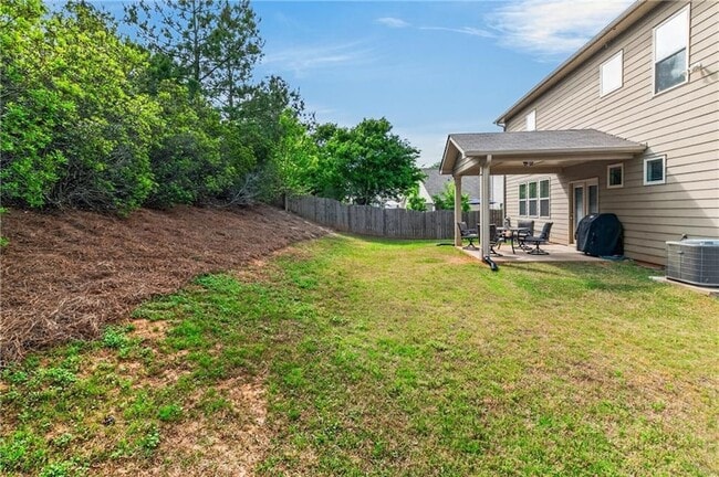 Building Photo - 205 Orchard Trail