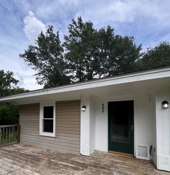 Building Photo - Move-In Ready 3BR/2BA Home with Nearly 1,600 Sq Ft in Anderson!