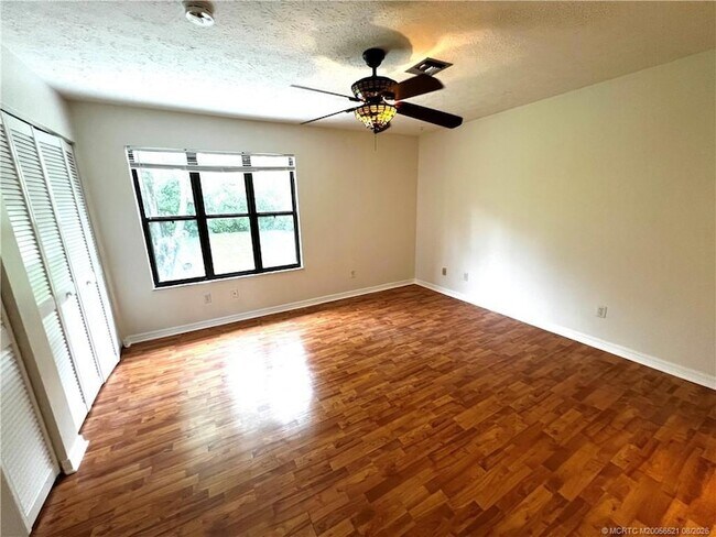 Building Photo - 13513 S Indian River Dr