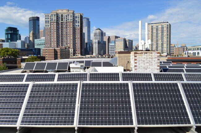 30,000 kw of Solar! - 1501 Portland Ave