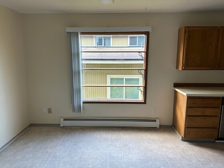 Building Photo - 17119 Coronado St