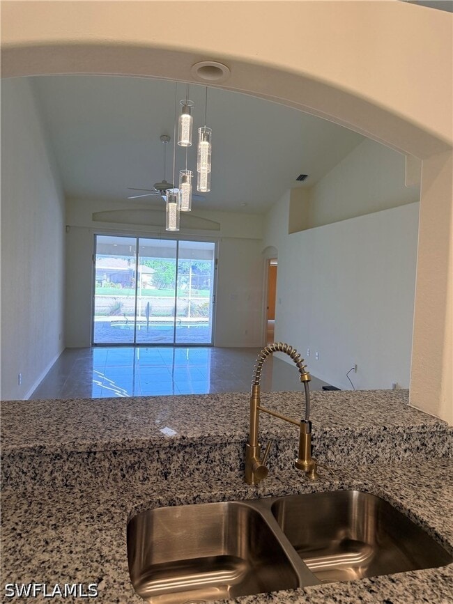 Building Photo - 8216 Ibis Cove Cir