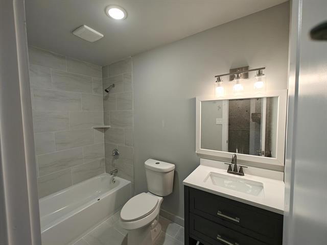 Building Photo - 5500 Adams Dr