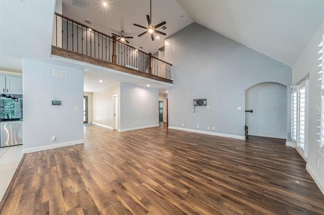 Building Photo - 1115 Douglas Dr