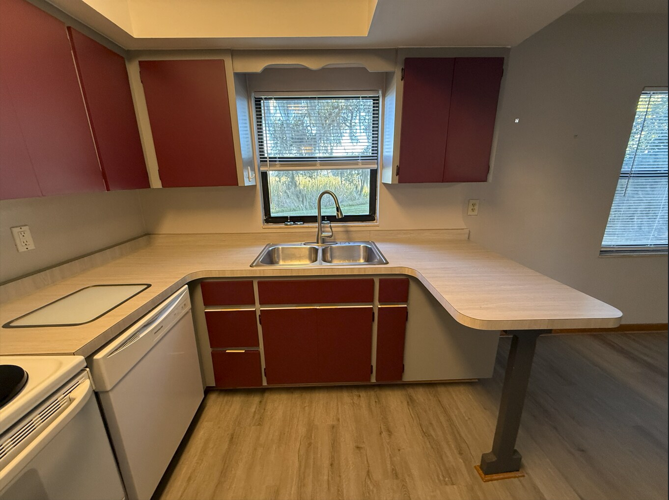 Building Photo - 70 Crockett Rd