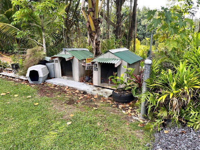 Building Photo - Gated Home in Hawaiian Paradise Park