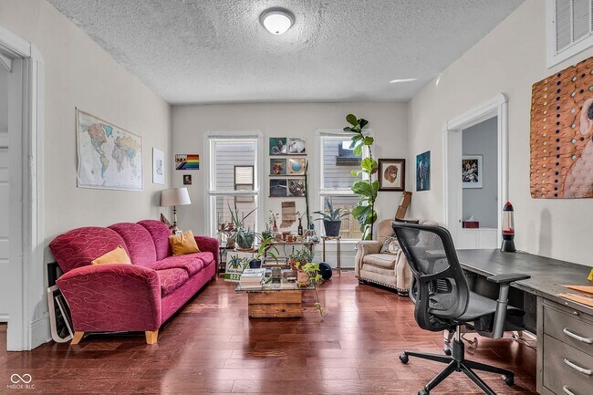 Building Photo - 2508 Carrollton Ave