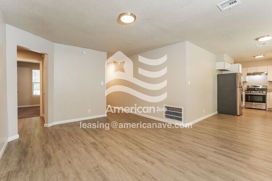 Building Photo - 447 W 149th St