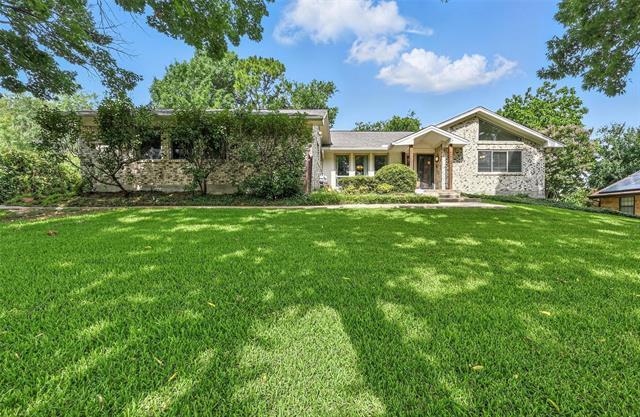 Primary Photo - 4213 Village Green Dr