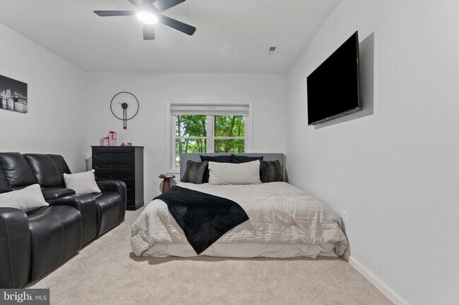 Building Photo - 181 Haulover Dr