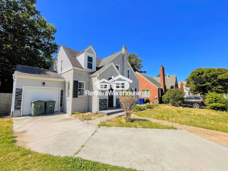 Building Photo - 2423 E Virginia Beach Blvd