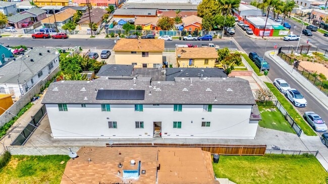 Building Photo - 8711 McKinley Pl